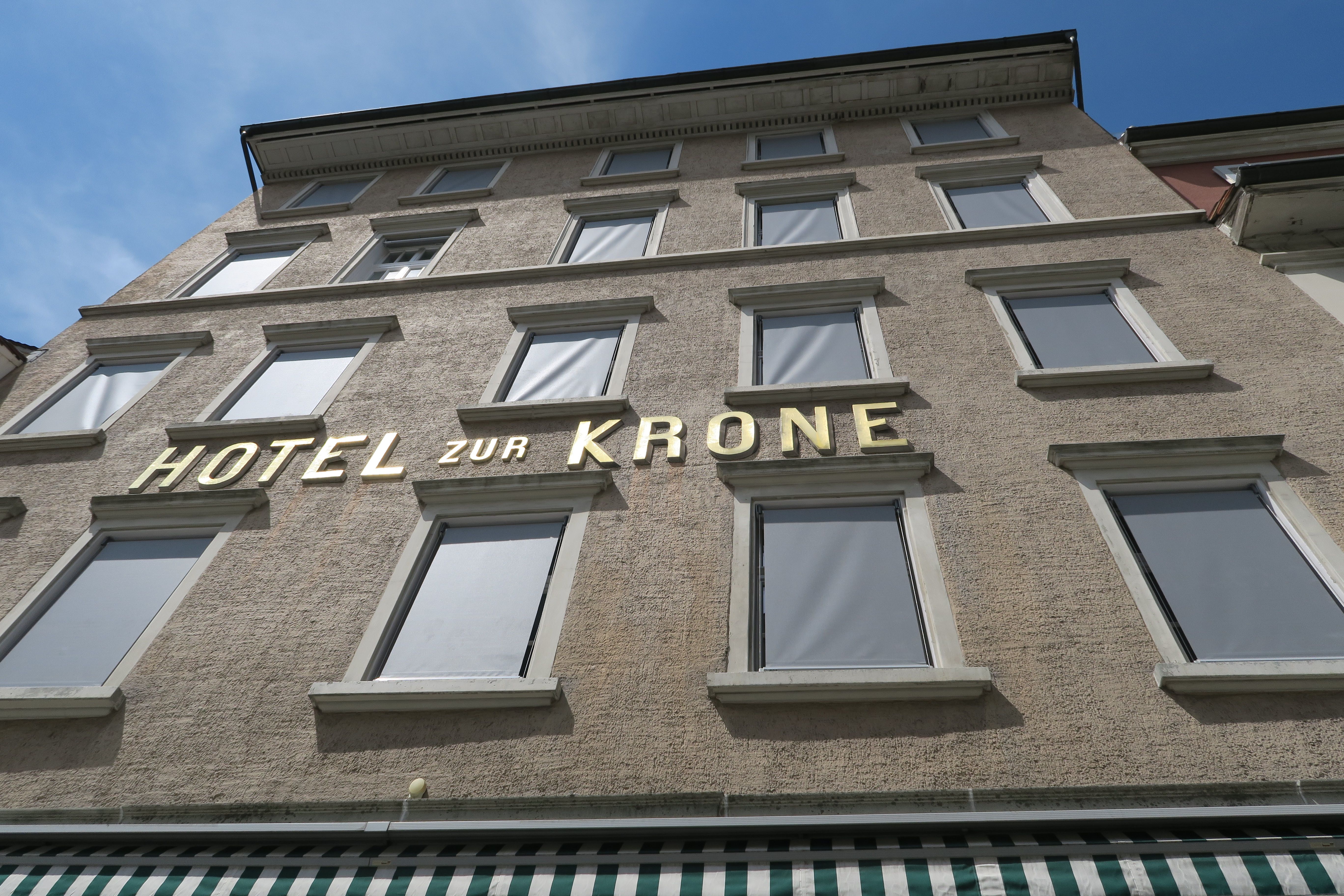 Winterthur_Hotel_Krone_Eingang_1.JPG